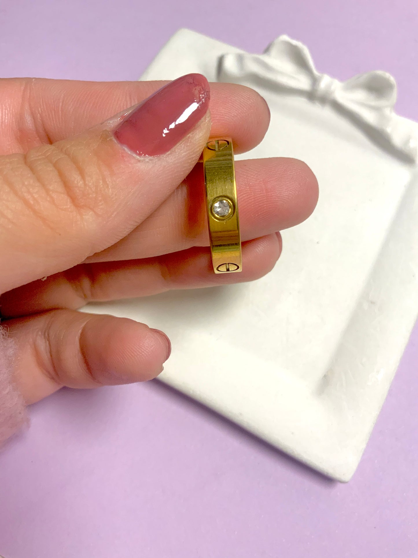 Love band ring