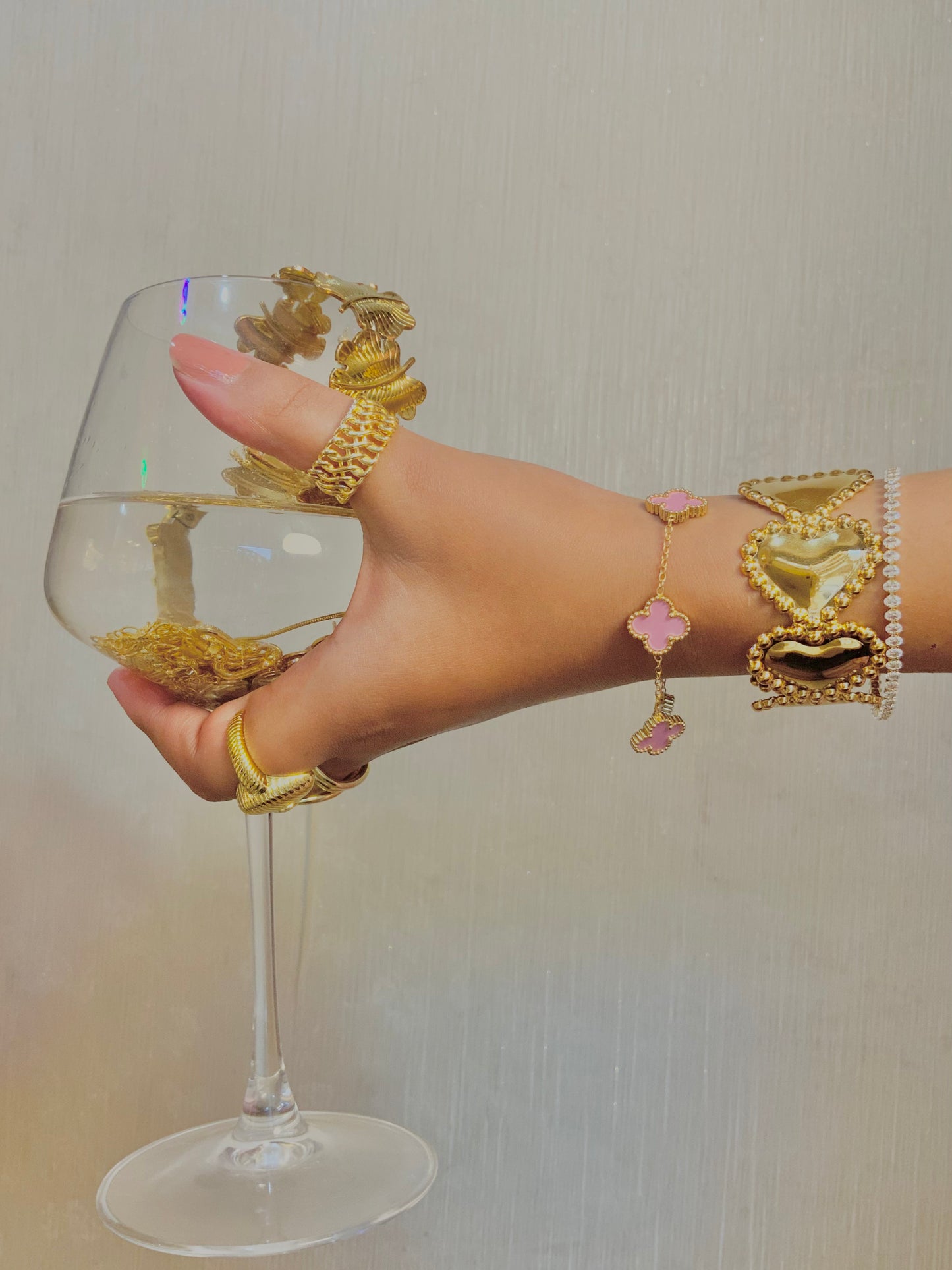 Bubblegum clover bracelet