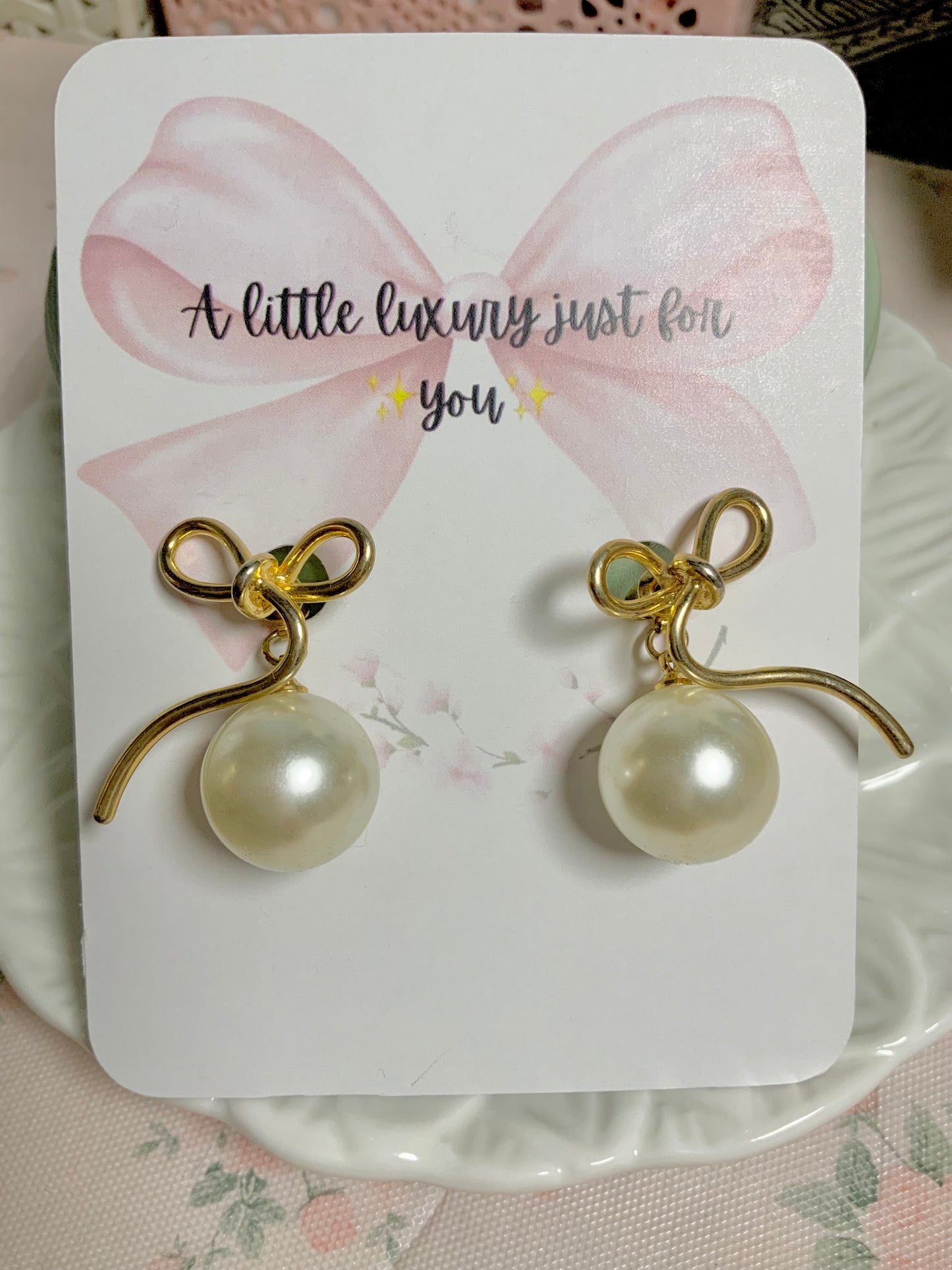 Bowlina earrings