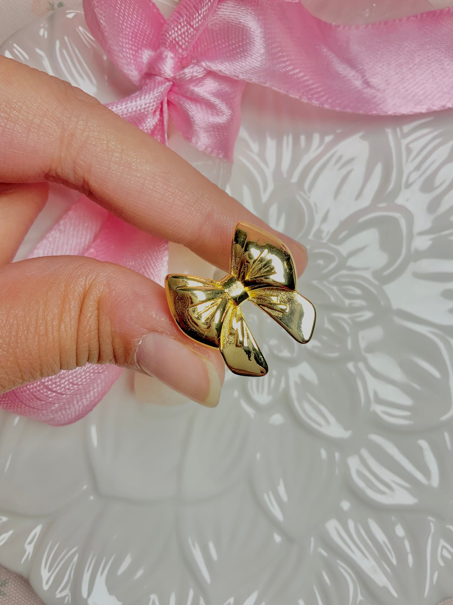 Couqette charm ring