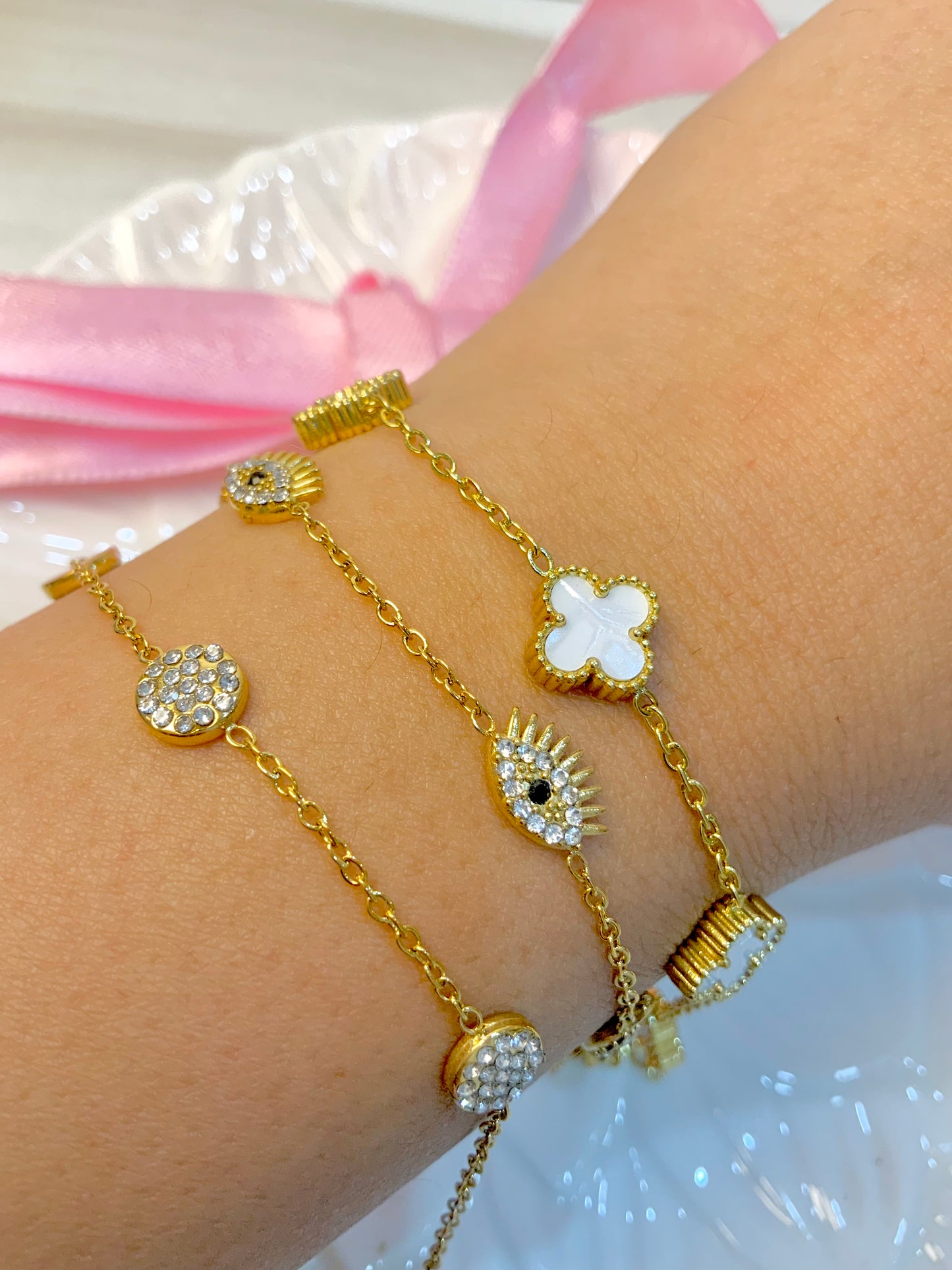 Cloudlit Clover Bracelet