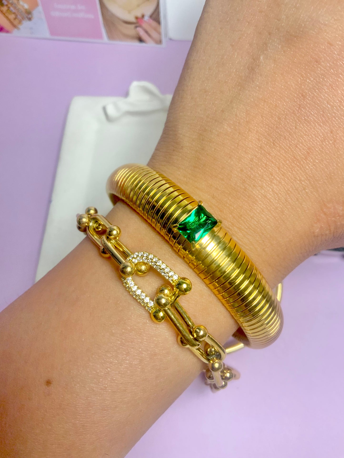 Avantika cuff