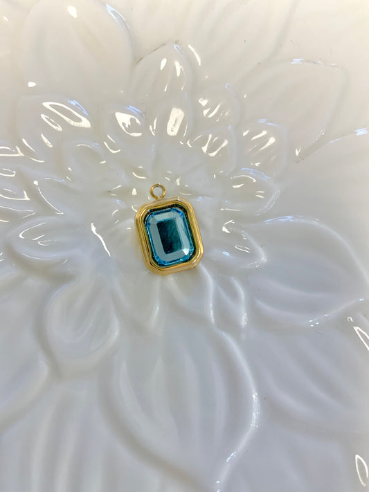 Snow white charm