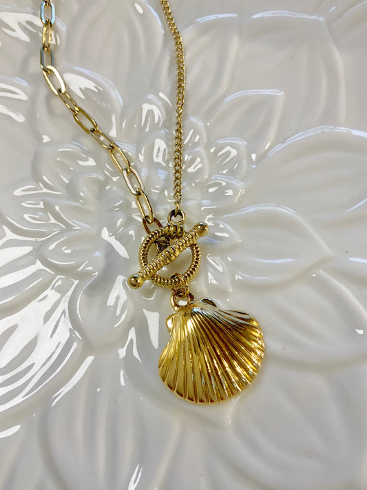 Sea whisper necklace