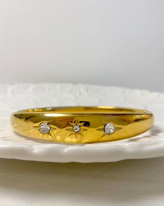 Lunar cuff