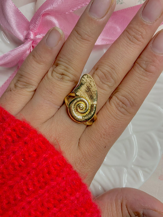 Golden Nautilas Ring