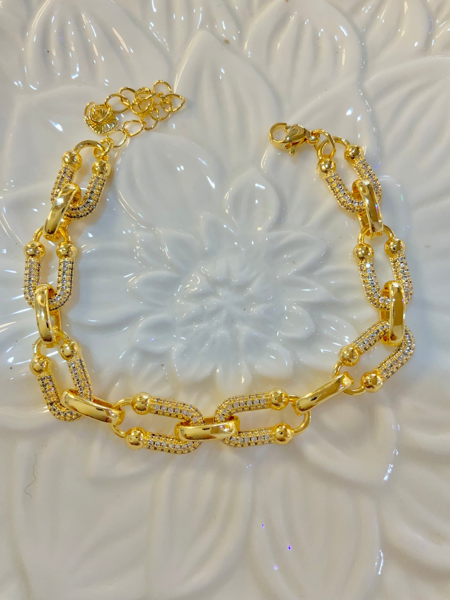 Auric chain