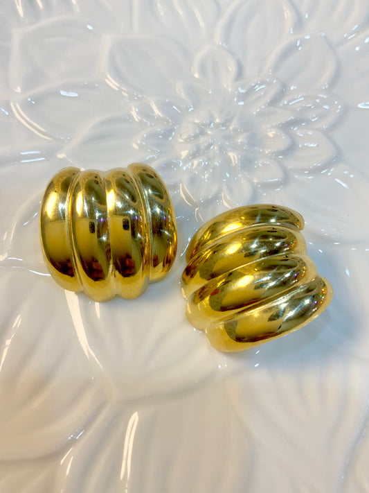 Golden orbit