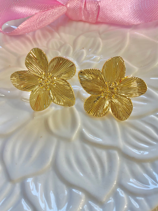 Bloom studs