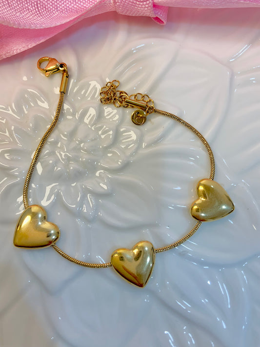 Golden Heartline Bracelet