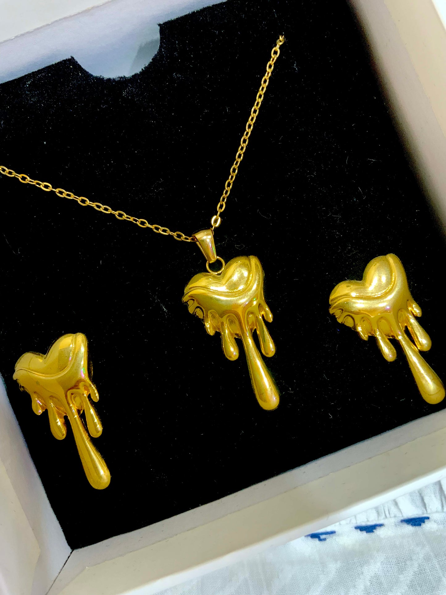Drippy heart set