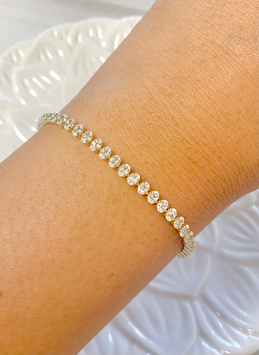 Classic sparkle tennis bracelet