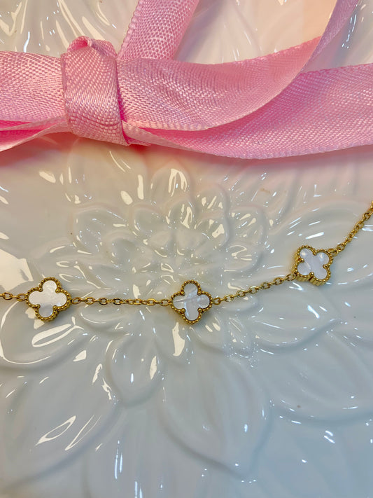 Cloudlit Clover Bracelet