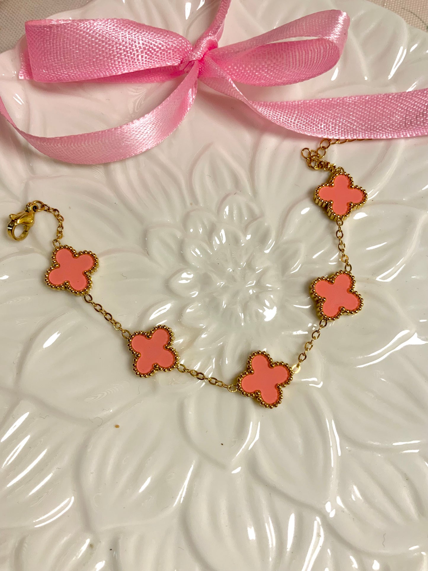 Peachy clover