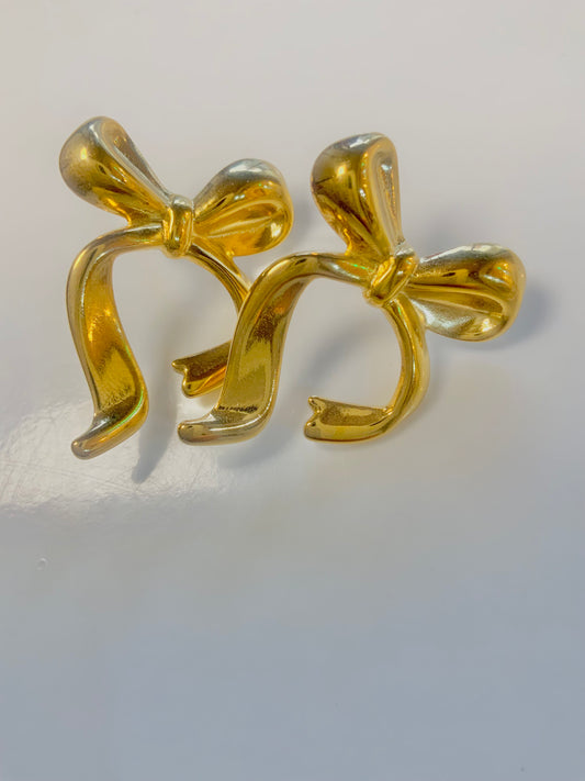 Glided Bow studs