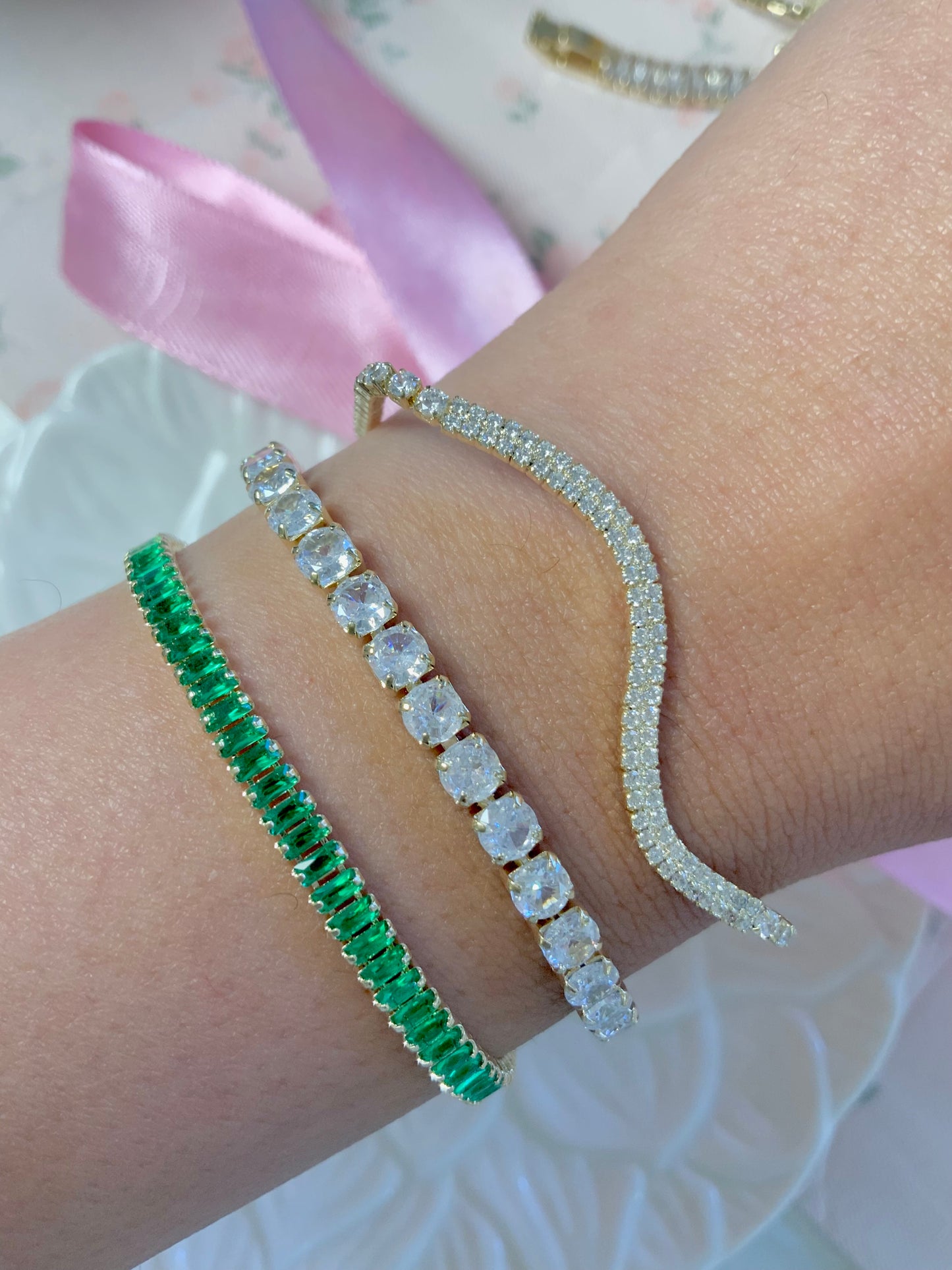 Verdant glow tennis bracelet