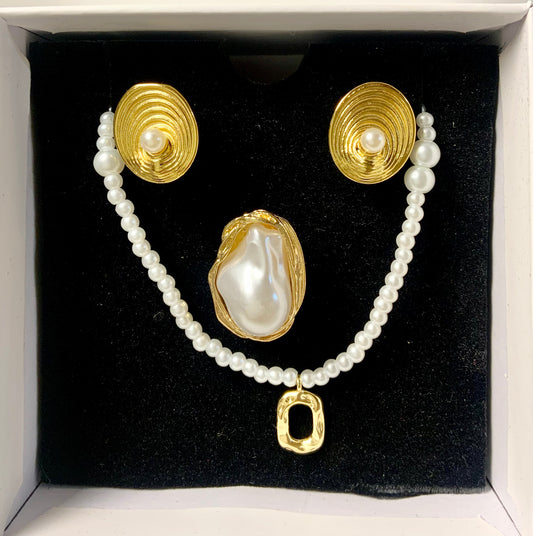Baroque Pearl Gift Set