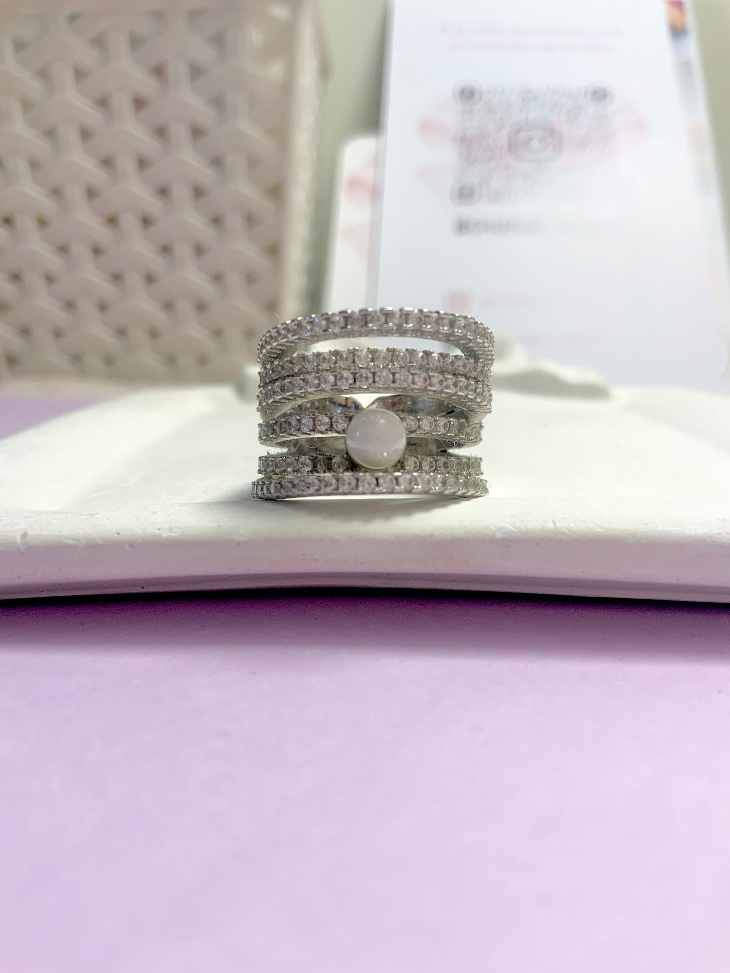 Pearlinite ring