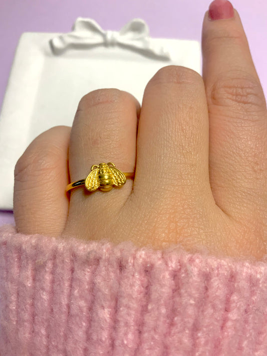 Bee ring