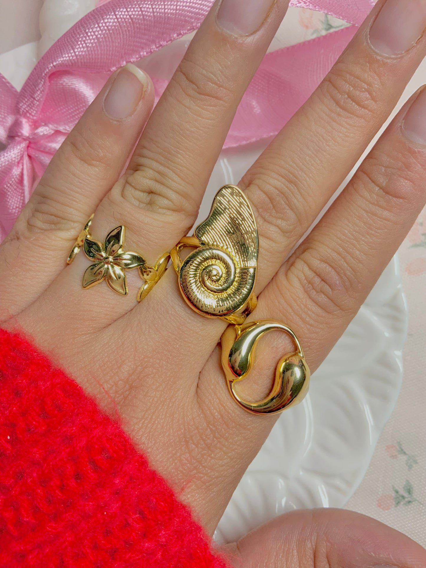 Golden Nautilas Ring