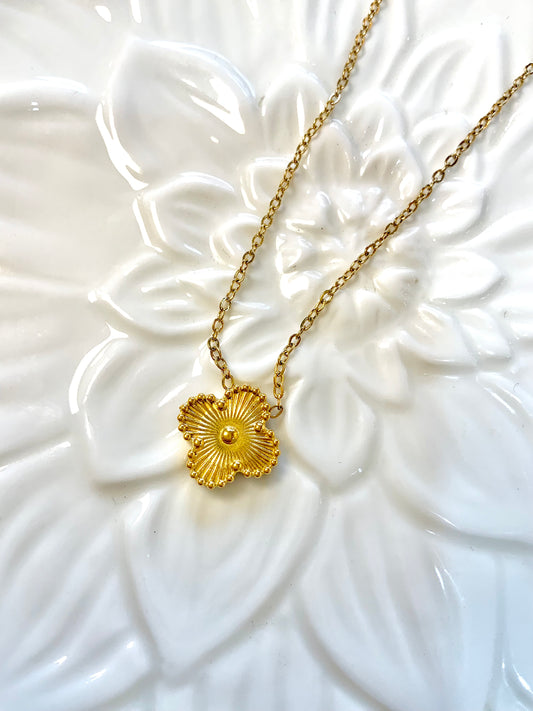 Sunlit petal necklace
