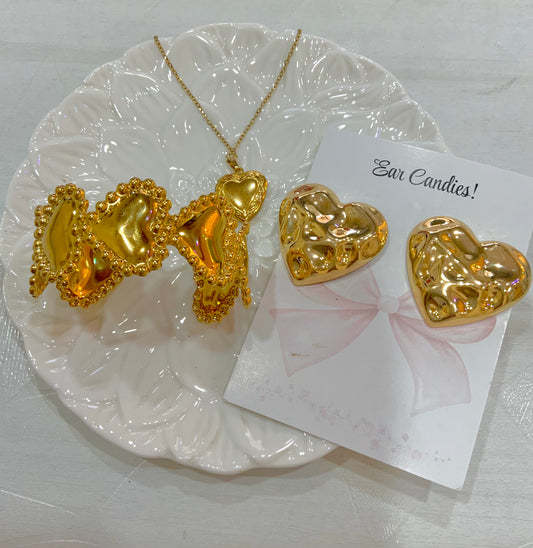 Festive heartthrobe set