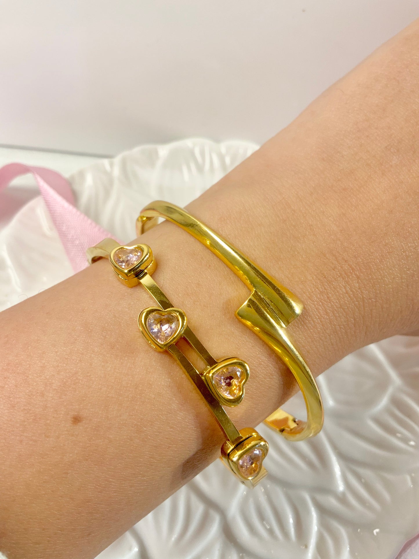 Roselune cuff
