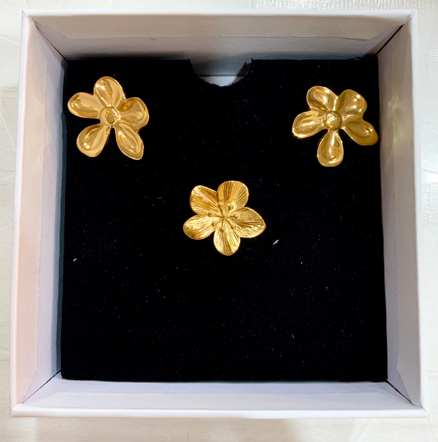 Petal Muse stud trio