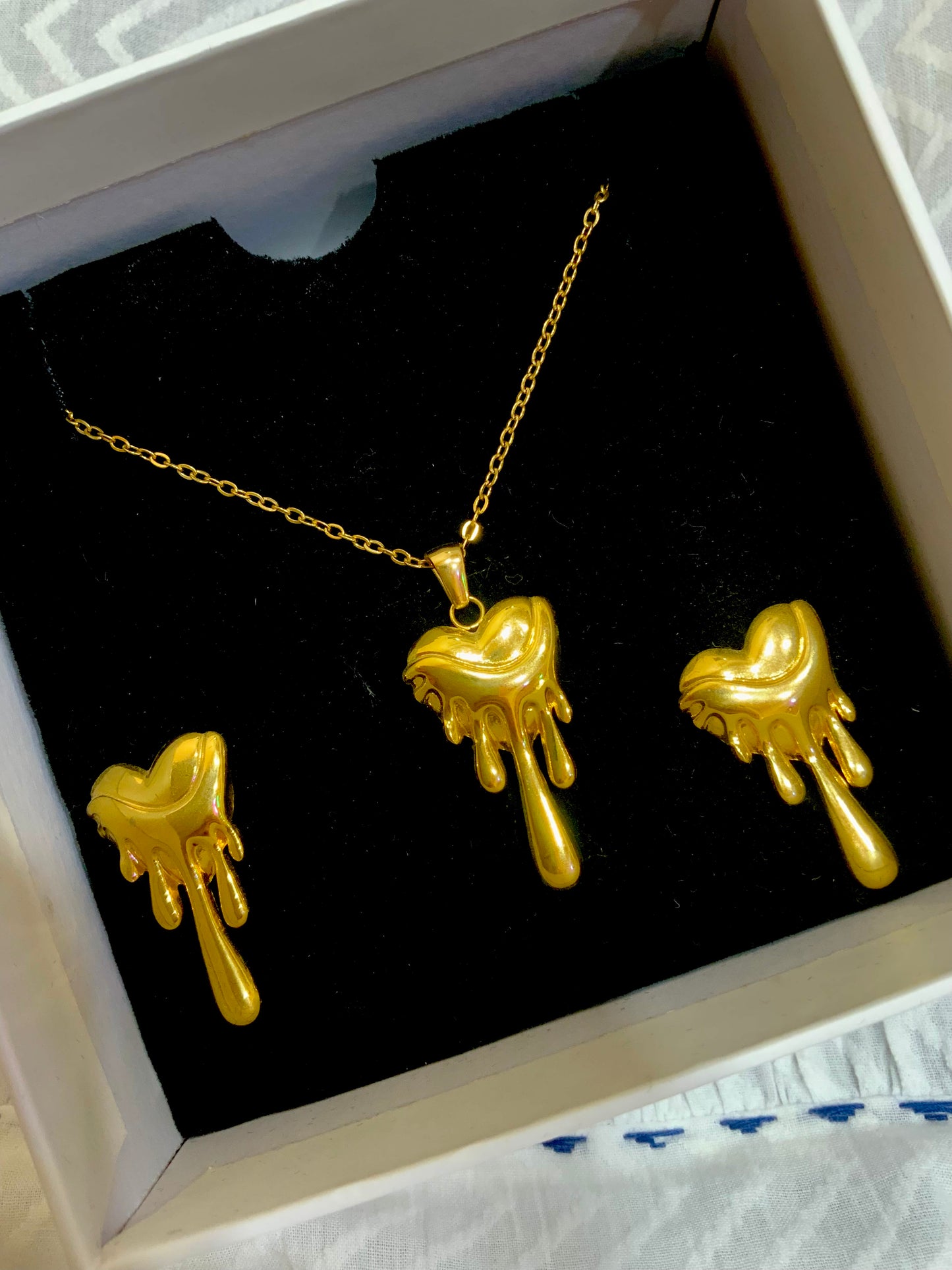 Drippy heart set