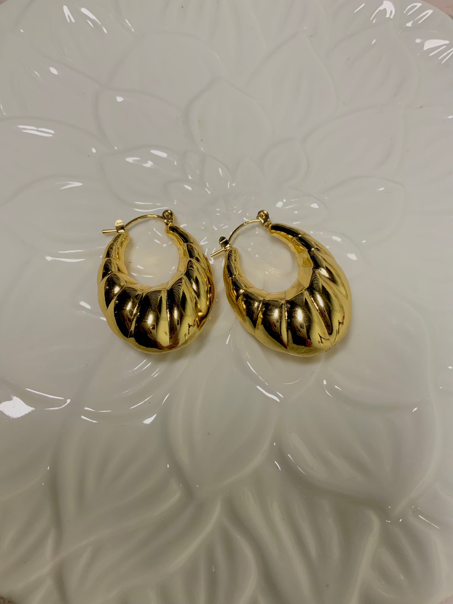 Ariana chunky hoops